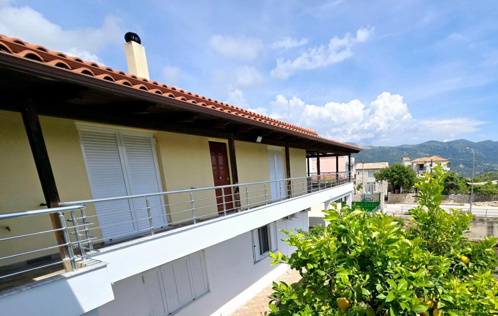 Philoxenia guest house Himara Zewnętrze zdjęcie